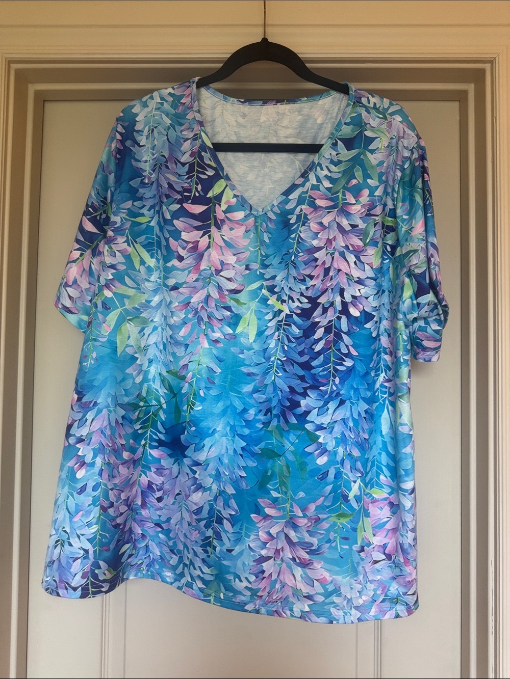 Source Unknown Blue Floral V-Neck Blouse